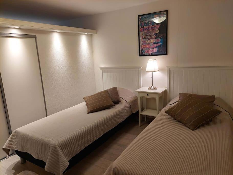 Laegenhet Pa Landet Naera Stan Apartment Jonsered Ngoại thất bức ảnh